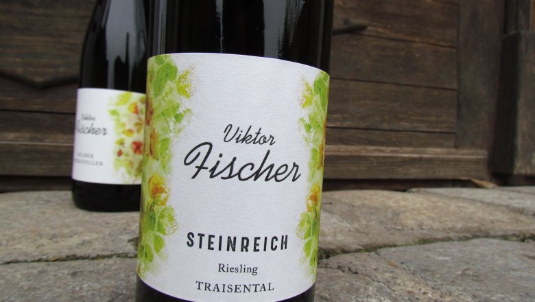 Bioweingut Viktor Fischer, © Bioweingut Viktor Fischer Bild einer Weinflasche des Weingutes