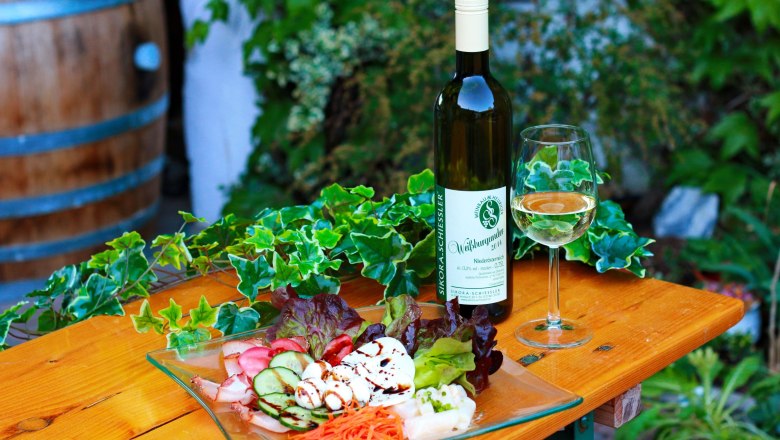 Heurigenjause, © Anita Schiessler Heurigenjause, © Anita Schiessler