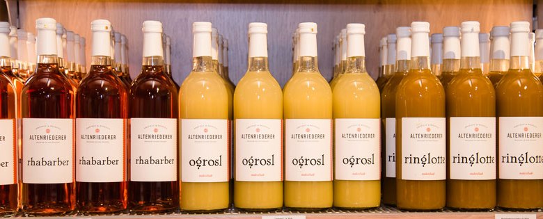 Shop Obsthof & Weingut Altenriederer, © Egon Fischer Shop Obsthof & Weingut Altenriederer, © Egon Fischer