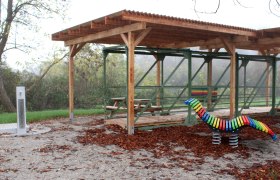Rastplatz, schattenspendende Pergola, © Hans Kopitz Rastplatz, schattenspendende Pergola, © Hans Kopitz
