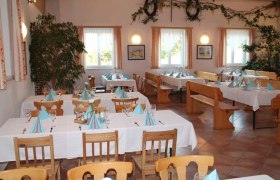 Heurigenlokal, &copy; Fam. Bauer