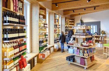 Shop innern, © www.altenriederer.at