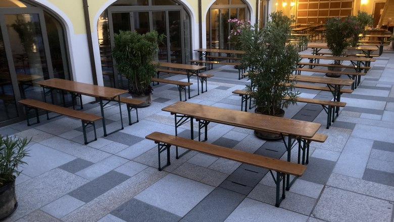 Heurigen Eckl Abendansicht, © Heurigen Eckl